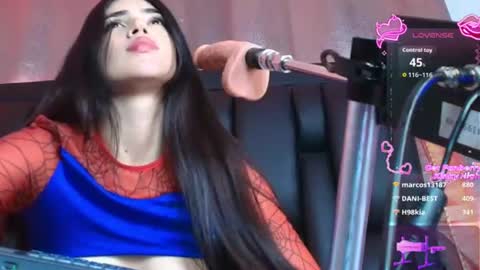 Snapshot of sararoy_ chatting on 07-23-26, 01:58 Sara online show from 07-23-26, 01:58