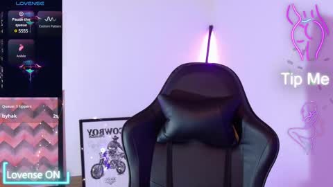 Sara online show from 03-11-25, 06:21