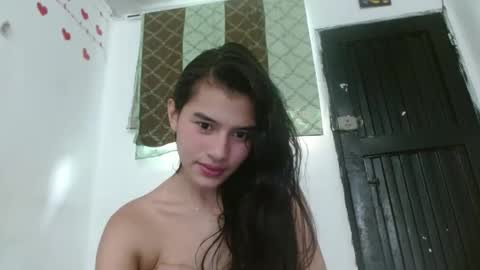 Snapshot of sarasteele chatting on 12-31-24, 09:06 sara online show from 12-31-24, 09:06