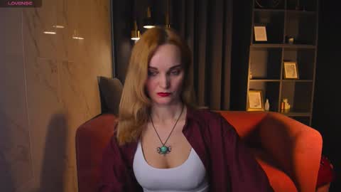 Sara online show from 12-17-25, 01:28