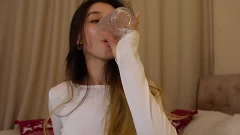 Shara online show from 01-14-25, 07:53