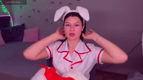 SaraVivid online show from 06-17-26, 05:32