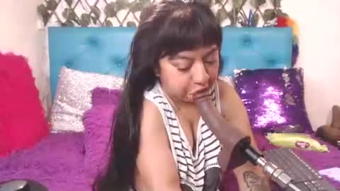 Sara Wills online show from 02-11-26, 02:11