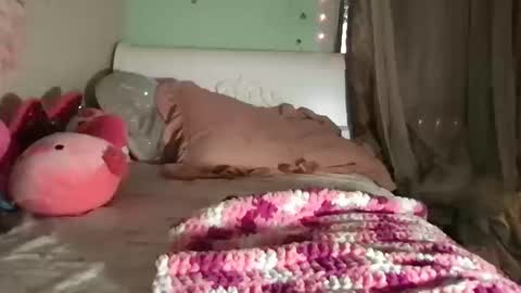 Snapshot of saraxcxo chatting on 10-09-25, 10:41 saraxcxo online show from 10-09-25, 10:41