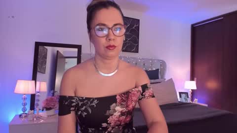 sarha online show from 09-12-25, 01:33