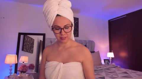 sarha online show from 10-12-25, 12:48