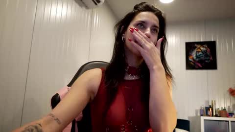 Sarissa online show from 02-20-26, 04:18