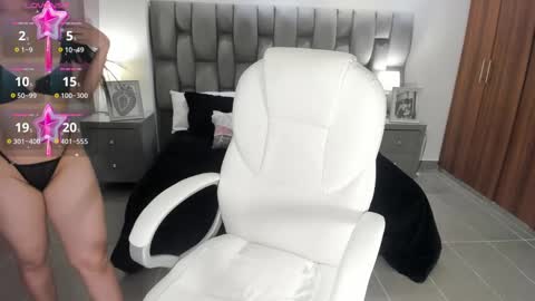  Saritaaa  online show from 02-09-25, 03:00