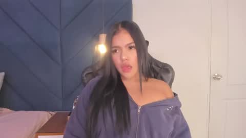 Sara  online show from 02-05-25, 03:55