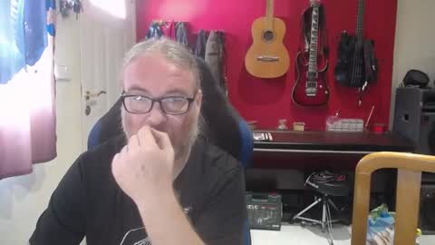 Snapshot of saruandjay chatting on 09-15-25, 09:09 Giselle and Jay online show from 09-15-25, 09:09