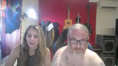 Snapshot of saruandjay chatting on 09-23-25, 04:43 Giselle and Jay online show from 09-23-25, 04:43