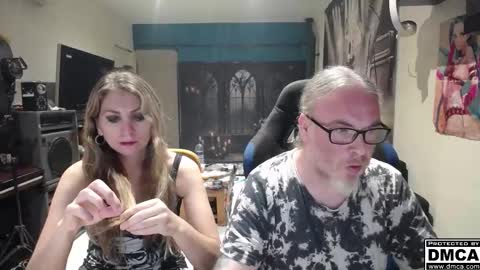 Snapshot of saruandjay chatting on 10-31-25, 05:03 Giselle and Jay online show from 10-31-25, 05:03