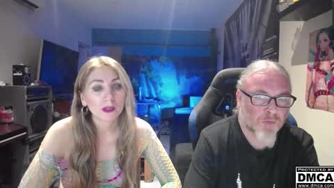 Snapshot of saruandjay chatting on 11-12-25, 04:40 Giselle and Jay online show from 11-12-25, 04:40