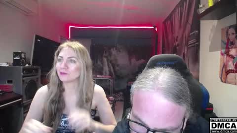 Snapshot of saruandjay chatting on 11-15-25, 07:16 Giselle and Jay online show from 11-15-25, 07:16