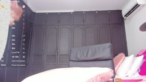 Snapshot of sary_rousse chatting on 01-26-25, 08:25 Sary Rousse online show from 01-26-25, 08:25