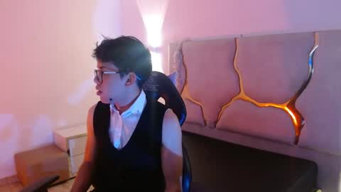 Snapshot of sasan_tay chatting on 07-20-26, 11:34 sasan_tay online show from 07-20-26, 11:34