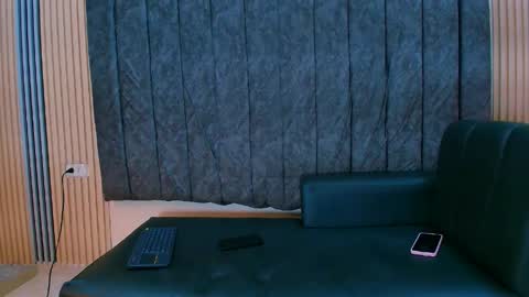 sasha_and_lia online show from 05-31-26, 01:18