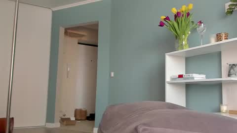 Sasha online show from 03-09-25, 08:07