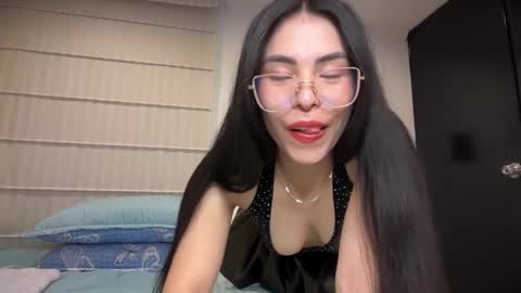 sasha_jonne online show from 11-26-25, 02:45