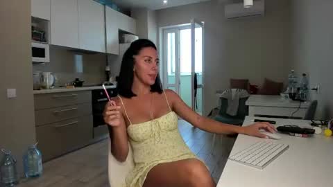 Sasha online show from 07-18-26, 08:40