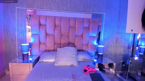 Camila  online show from 01-11-25, 11:34