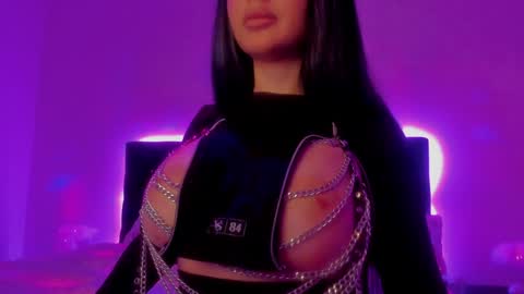   Sasha   online show from 12-19-24, 04:02