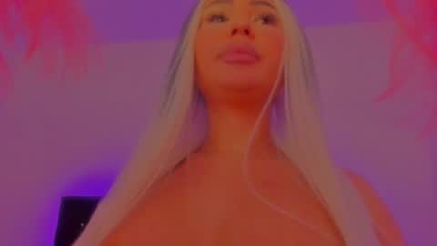   Sasha   online show from 10-17-25, 03:20