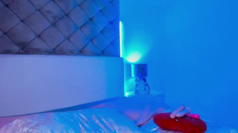 selene  online show from 02-01-25, 07:13