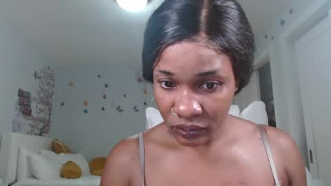 Snapshot of sashalove36 chatting on 08-06-26, 11:56 sashalove36 online show from 08-06-26, 11:56