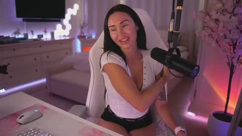 sashawest_official online show from 07-21-26, 10:56
