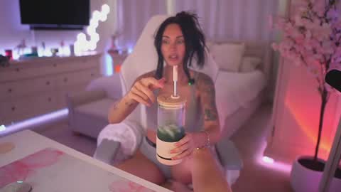 sashawest_official online show from 07-27-26, 10:50