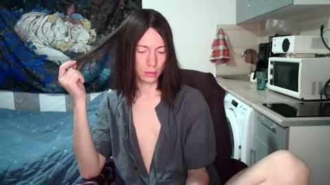 Sasha online show from 10-10-25, 10:47