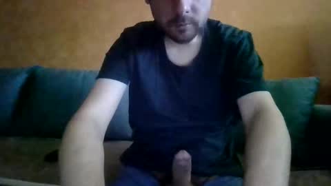Snapshot of sasko877 chatting on 05-30-26, 08:33 sasko877 online show from 05-30-26, 08:33