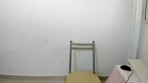 Snapshot of saskya13 chatting on 07-06-26, 03:47 saskya13 online show from 07-06-26, 03:47