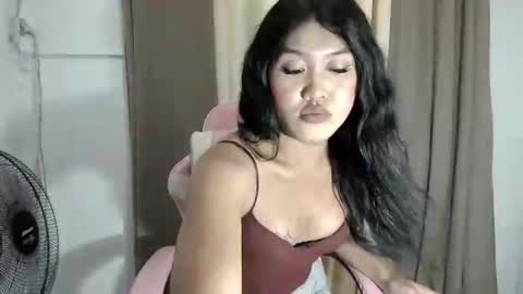 sassy_jenny8 online show from 02-10-26, 10:52