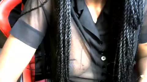 Snapshot of sassy_lyne chatting on 05-16-26, 10:36 sassy_lyne online show from 05-16-26, 10:36