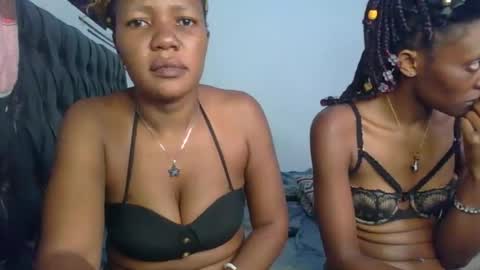 Snapshot of sassy_queen9 chatting on 10-28-25, 05:44 sassy_queen9 online show from 10-28-25, 05:44