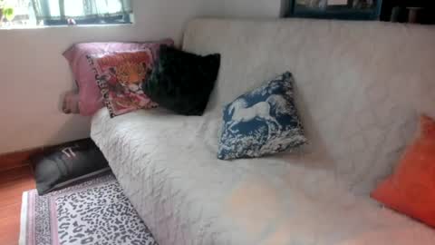 Snapshot of sassy_xyou chatting on 07-19-26, 03:27 Ms. Oh online show from 07-19-26, 03:27