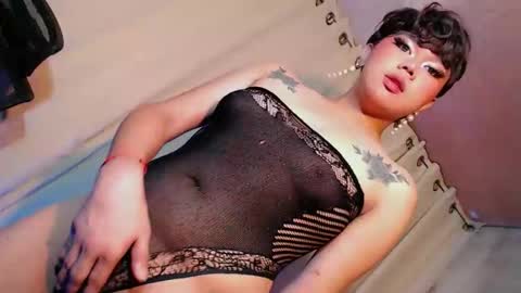 Snapshot of sassyffyra69 chatting on 05-29-26, 03:04 MARIO LABO online show from 05-29-26, 03:04