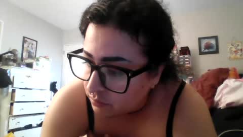 Snapshot of sassypandaxxx chatting on 06-16-26, 02:25 koolkat online show from 06-16-26, 02:25