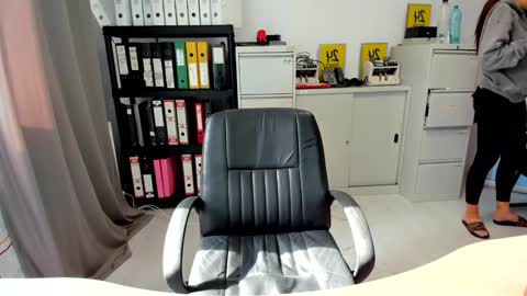 sassytiff online show from 10-14-25, 10:27