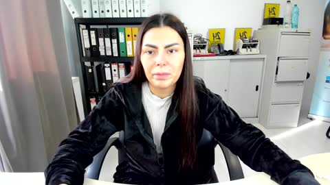 sassytiff online show from 10-21-25, 12:17