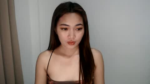 Snapshot of sasy_ritchel chatting on 06-29-26, 12:49 Thessavageee online show from 06-29-26, 12:49