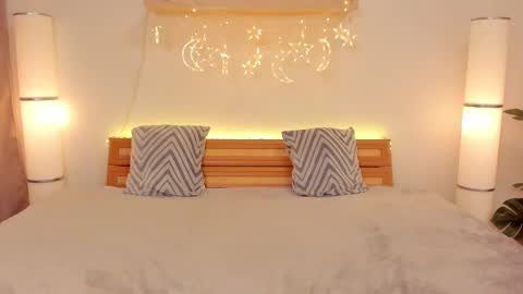 Sati online show from 02-22-25, 10:09