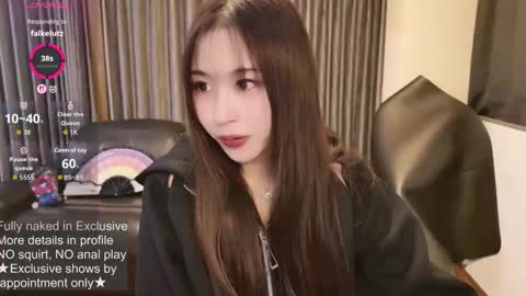 Snapshot of satomi_japan chatting on 09-18-25, 12:40 CEO Satomi  -Japan- online show from 09-18-25, 12:40