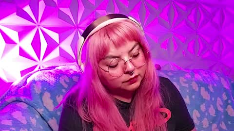 Gina George online show from 04-10-26, 01:44