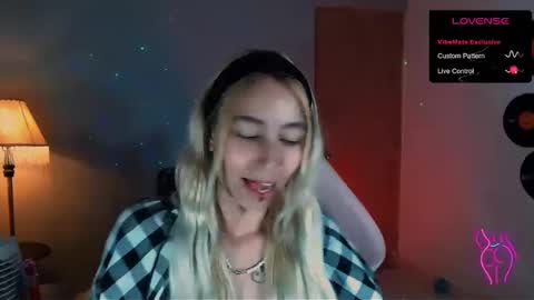 Snapshot of saucy_jenn1 chatting on 01-08-25, 03:08 I AM JENN  online show from 01-08-25, 03:08