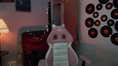 Snapshot of saucy_jenn1 chatting on 02-22-25, 03:01 I AM JENN  online show from 02-22-25, 03:01