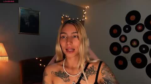 Snapshot of saucy_jenn1 chatting on 02-28-25, 02:42 I AM JENN  online show from 02-28-25, 02:42