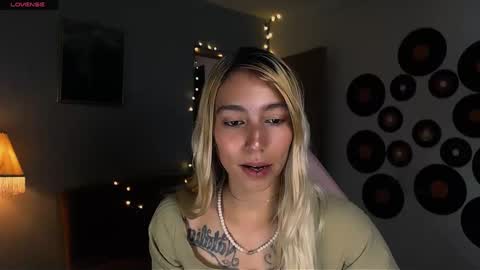 Snapshot of saucy_jenn1 chatting on 03-01-25, 02:15 I AM JENN  online show from 03-01-25, 02:15
